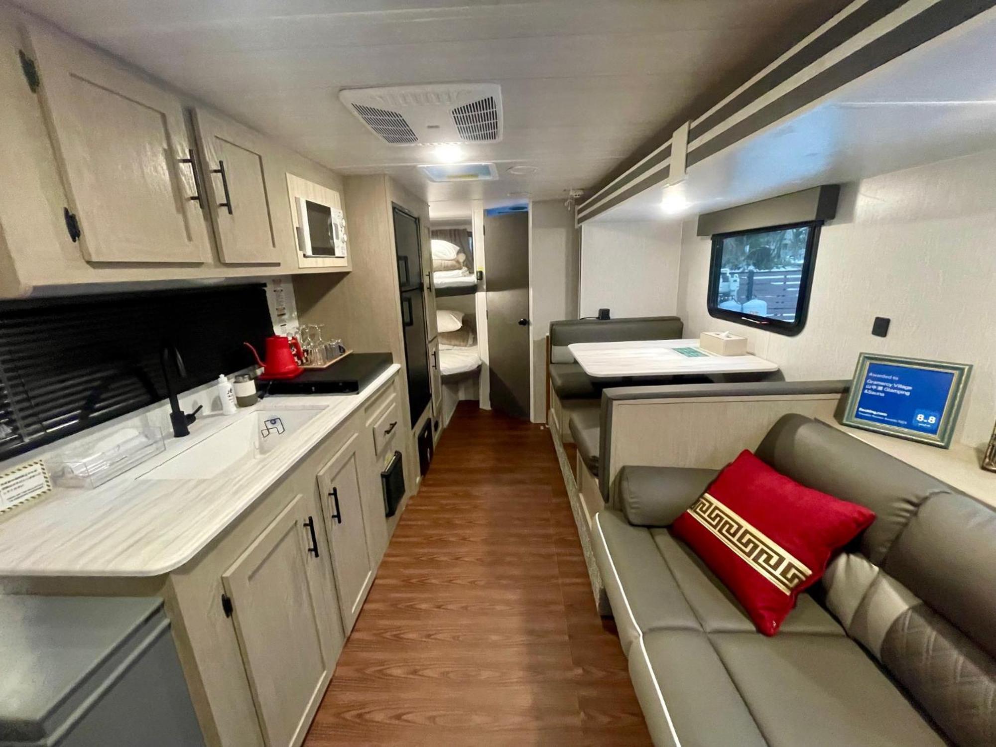 Gramercy Village 山中湖 Glamping &Sauna ياماناكاكو المظهر الخارجي الصورة