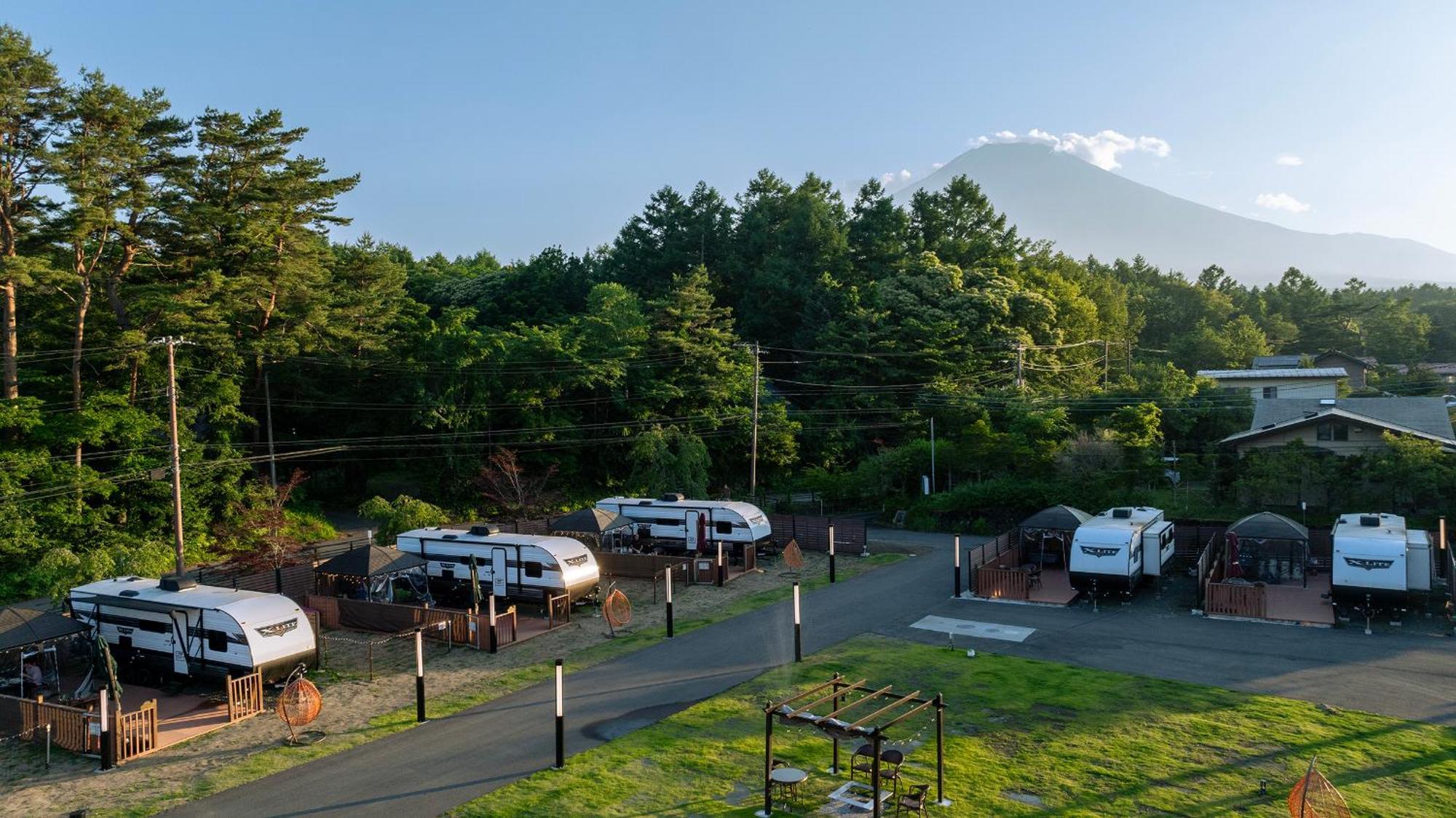 Gramercy Village 山中湖 Glamping &Sauna ياماناكاكو المظهر الخارجي الصورة