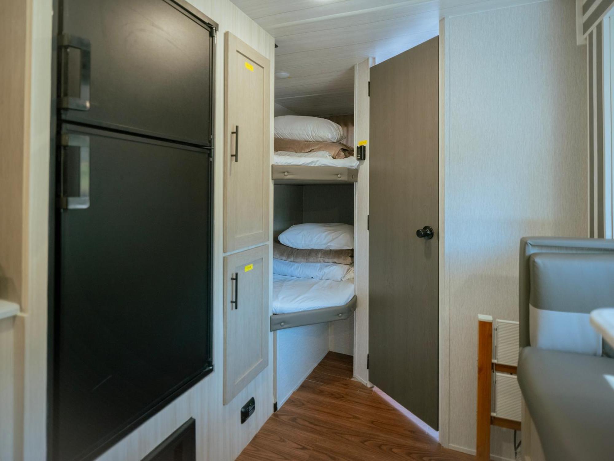 Gramercy Village 山中湖 Glamping &Sauna ياماناكاكو المظهر الخارجي الصورة