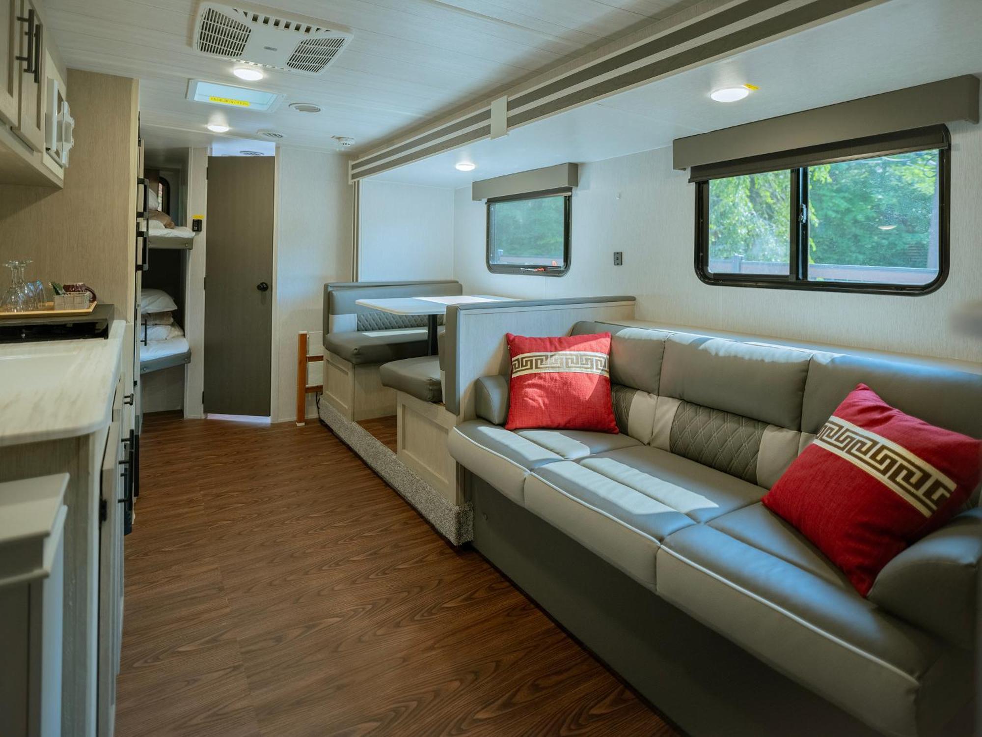 Gramercy Village 山中湖 Glamping &Sauna ياماناكاكو المظهر الخارجي الصورة