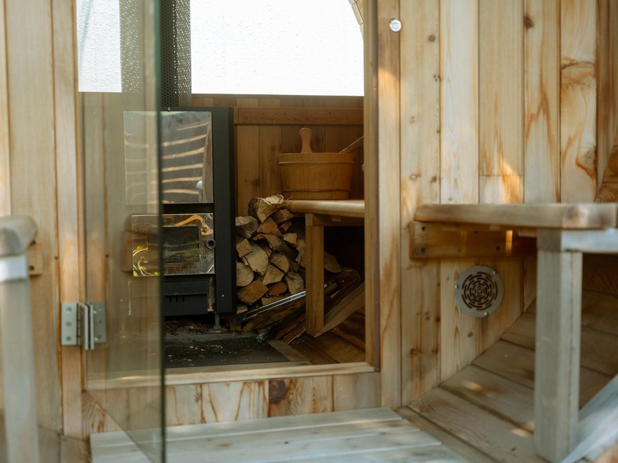 Gramercy Village 山中湖 Glamping &Sauna ياماناكاكو المظهر الخارجي الصورة